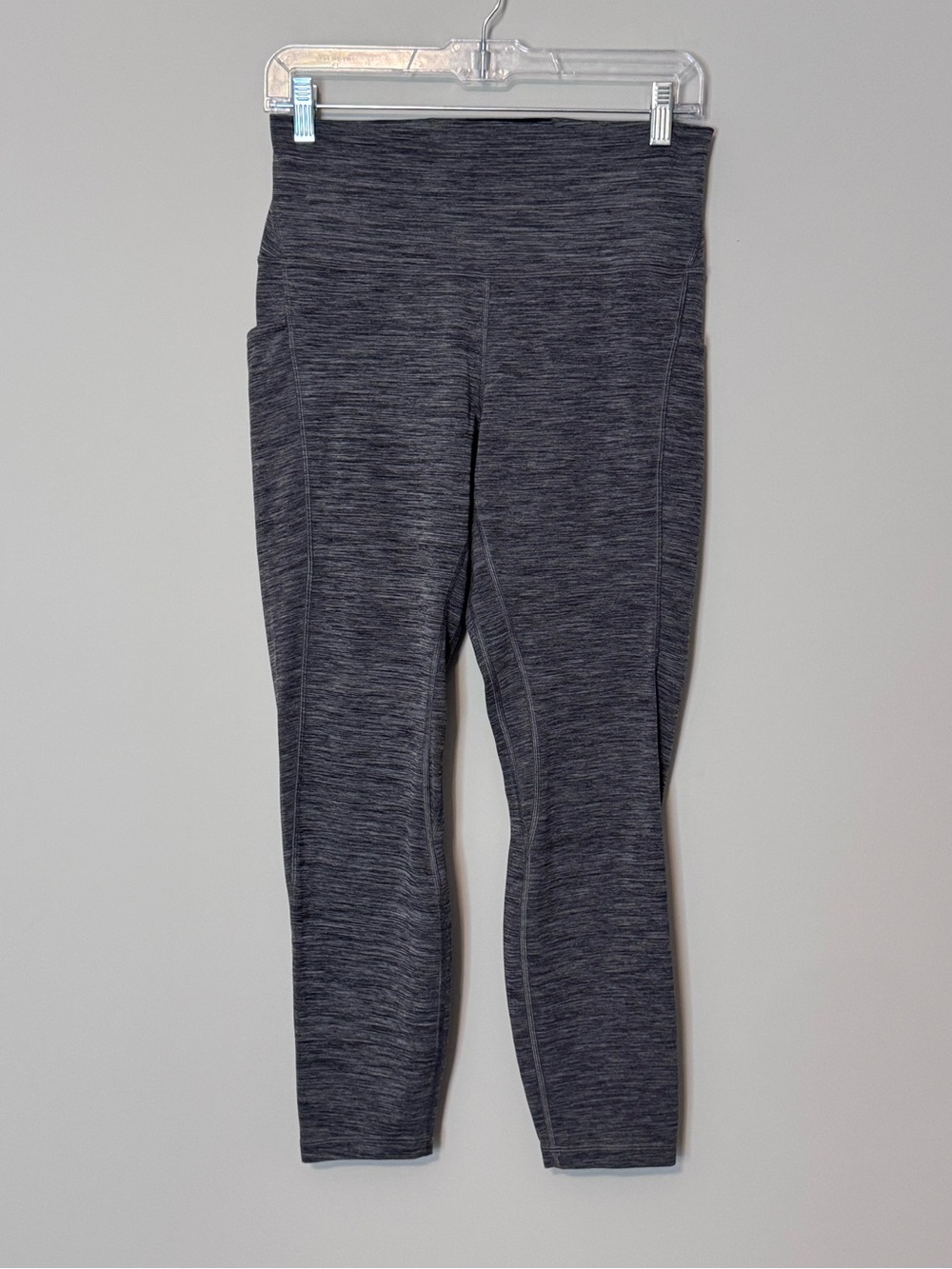 Lululemon Heathered Gray High Rise Pocket Leggings 25” Size 6 Estimated